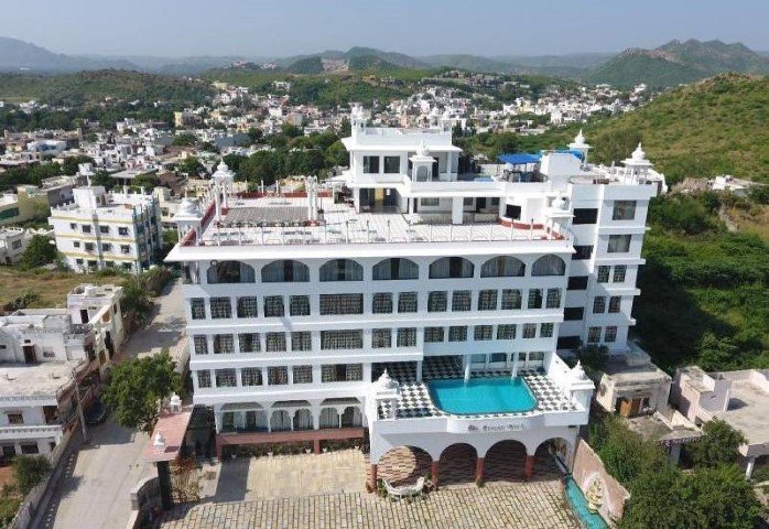 Regenta Central Mewargarh